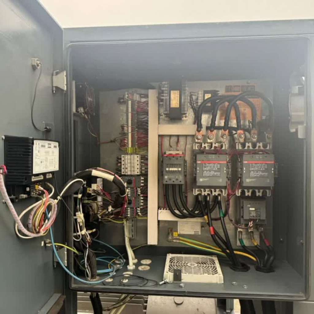 کمپرسور اسکرو اطلس ۱۶۰ کیلو وات